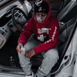 Meet your Posher, Zay